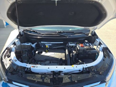 Used 2025 Chevrolet Equinox LT FWD image 46