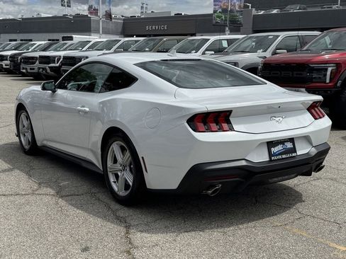 Used 2026 Ford Mustang Coupe RWD image 4