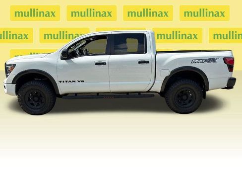 Used 2024 Nissan Titan PRO-4X w/ Off Road Protection Package AWD/4WD image 10