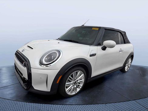 Used 2024 MINI Cooper S FWD image 3
