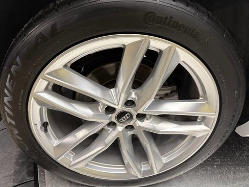 Used 2018 Audi Q7 3.0T Prestige w/ Prestige Package image 32