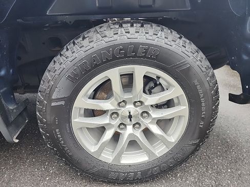 Used 2021 Chevrolet Silverado 1500 RST AWD/4WD image 15