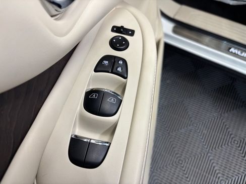 Used 2019 Nissan Murano Platinum FWD image 27