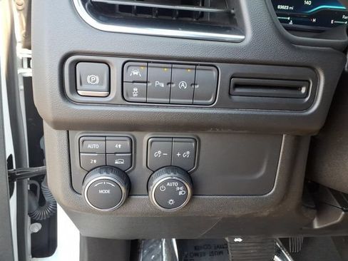 Used 2024 Chevrolet Tahoe LT AWD/4WD image 24