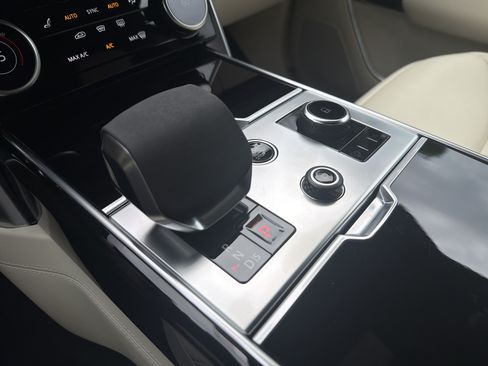 Used 2023 Land Rover Range Rover Autobiography AWD/4WD image 18