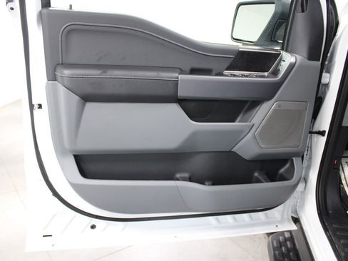 New 2025 Ford F150 Lightning Flash image 25