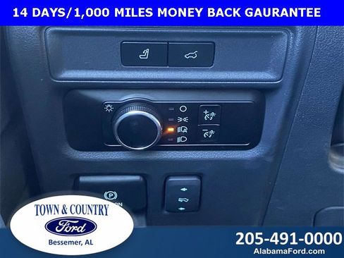 Certified 2024 Ford Expedition XLT image 19