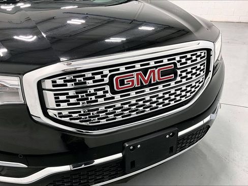 Used 2019 GMC Acadia Denali AWD/4WD image 34