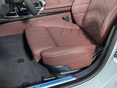 New 2026 BMW 740i xDrive AWD/4WD image 16