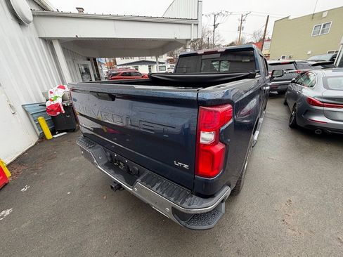 Used 2021 Chevrolet Silverado 1500 LTZ w/ Z71 Off-Road Package image 5