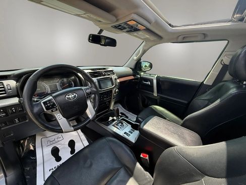 Used 2017 Toyota 4Runner Limited RWD image 11
