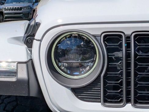 New 2026 Jeep Gladiator Rubicon AWD/4WD image 12