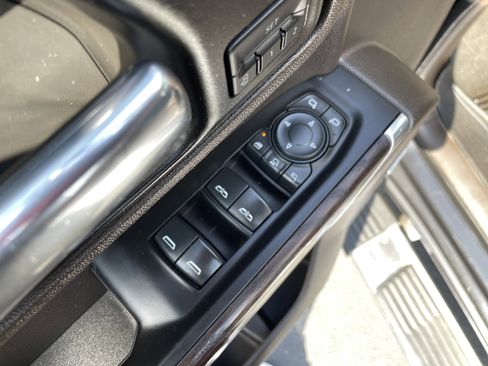 Used 2021 GMC Sierra 2500 Denali w/ Denali Ultimate Package image 21