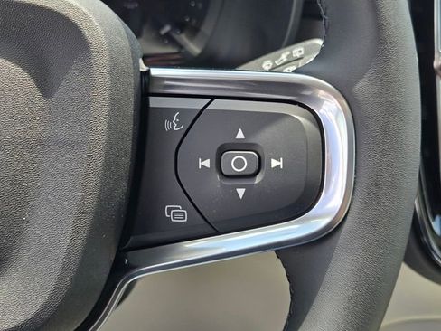 New 2026 Volvo XC40 B5 Plus AWD/4WD image 26