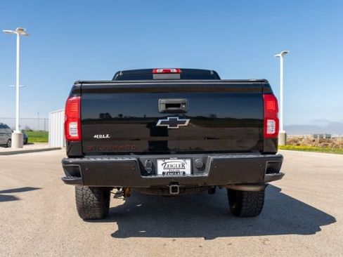 Used 2018 Chevrolet Silverado 1500 LTZ Z71 w/ Redline Edition AWD/4WD image 6