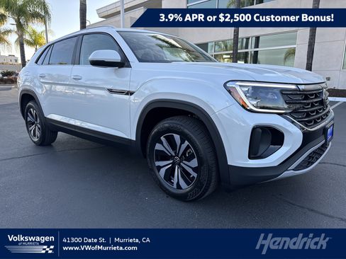 New 2026 Volkswagen Atlas Cross Sport SE image 1
