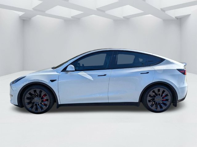 Used 2024 Tesla Model Y Performance AWD/4WD image 9