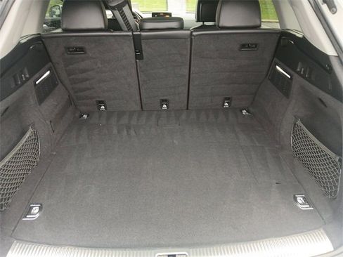 Used 2020 Audi Q5 e Premium Plus w/ Premium Plus Package image 24