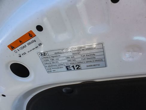 Certified 2023 Hyundai Kona Limited FWD image 36