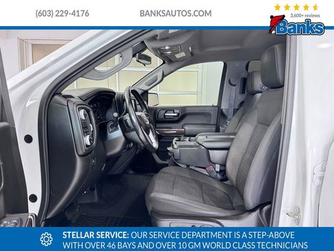 Used 2020 GMC Sierra 1500 SLE w/ SLE Value Package image 9