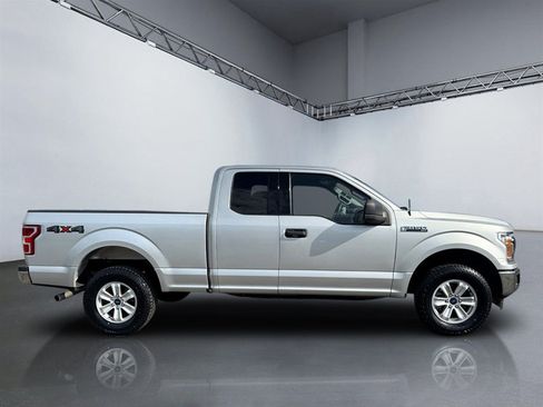 Used 2018 Ford F150 XLT AWD/4WD image 3
