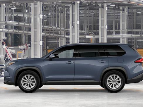 New 2026 Toyota Grand Highlander XLE image 4