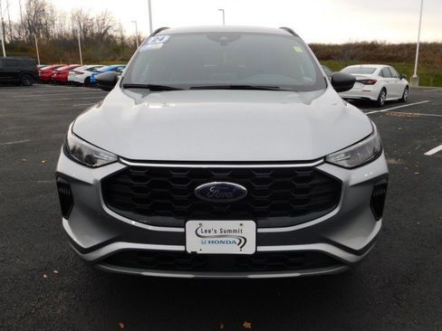 Used 2024 Ford Escape ST-Line image 10