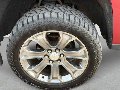 Used 2018 Chevrolet Silverado 1500 High Country image 13