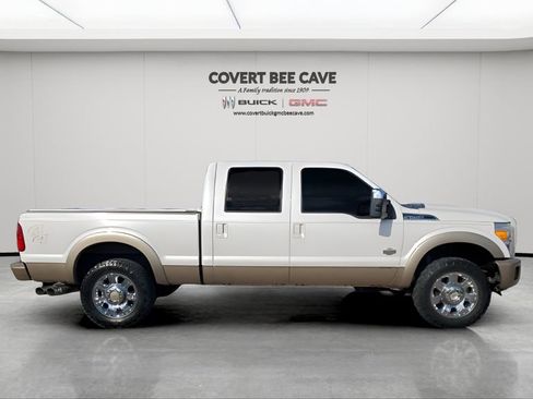 Used 2014 Ford F250 King Ranch w/ King Ranch w/Chrome Package image 11