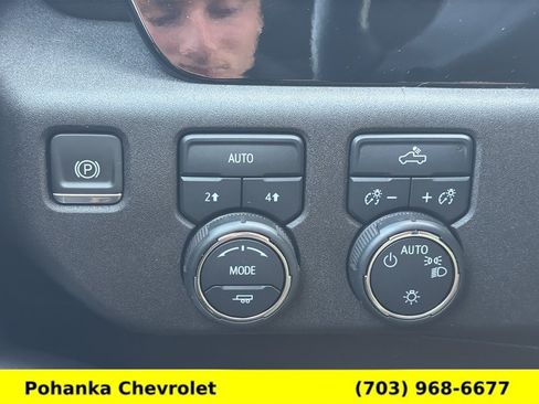 Used 2023 Chevrolet Silverado 1500 LT AWD/4WD image 12