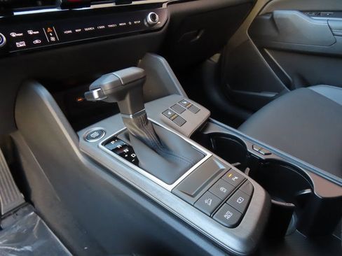 Certified 2026 Kia Sportage X-Line AWD/4WD image 7