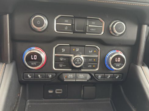 Used 2022 GMC Yukon AT4 w/ AT4 Premium Package AWD/4WD image 28
