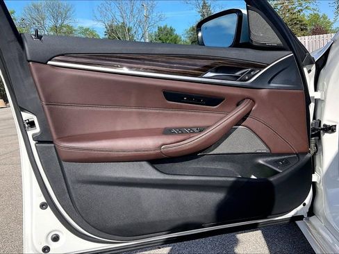 Used 2021 BMW 540i xDrive AWD/4WD image 23