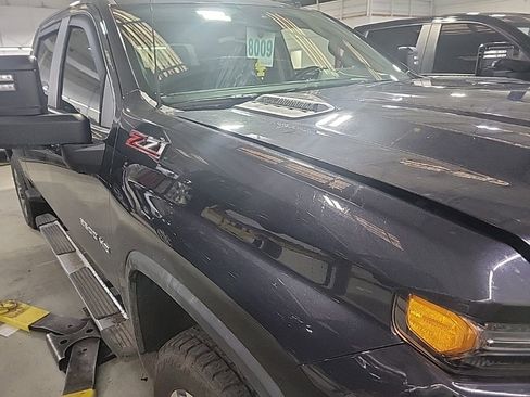 Used 2024 Chevrolet Silverado 2500 LT w/ All Star Edition image 4