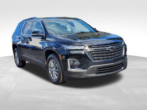 Certified 2023 Chevrolet Traverse LT FWD image 7