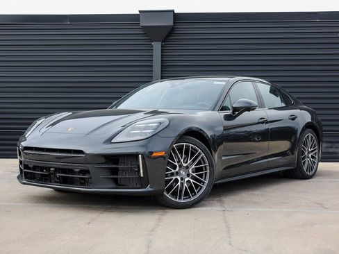 New 2026 Porsche Panamera image 1
