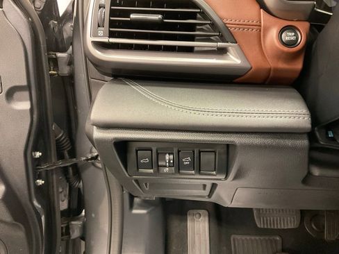 Used 2022 Subaru Outback Touring image 16