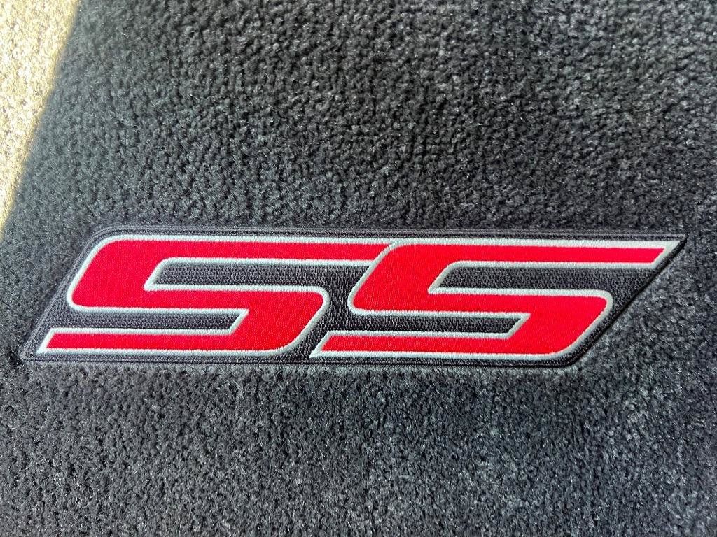 Used 2011 Chevrolet Camaro SS w/ RS Package RWD image 32