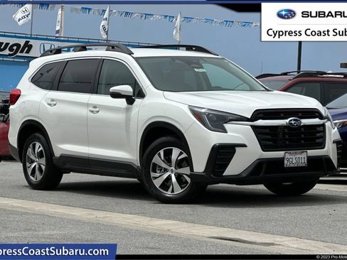Used 2023 Subaru Ascent Premium w/ Convenience Package AWD/4WD image 1
