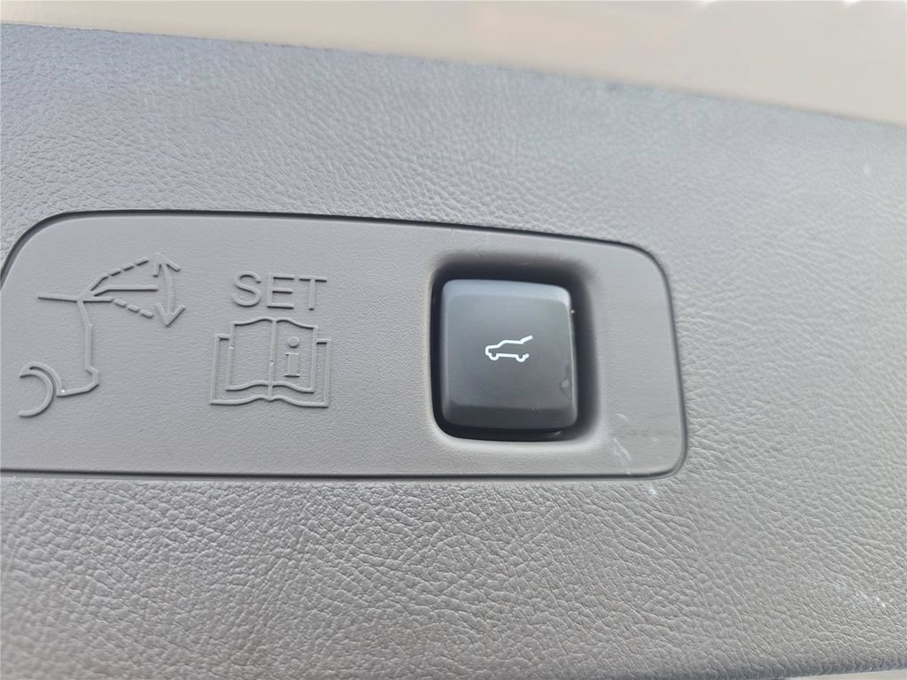 Certified 2024 Lincoln Corsair FWD image 27