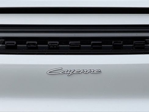 New 2026 Porsche Cayenne E-Hybrid Coupe AWD/4WD image 29