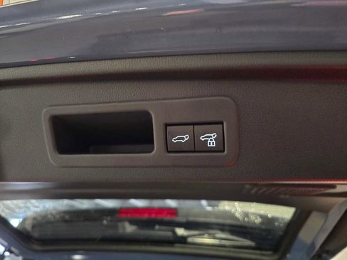 Certified 2025 Toyota 4Runner TRD Off-Road Premium image 20