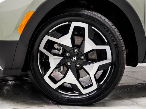 Used 2024 Hyundai Santa Cruz Limited image 6