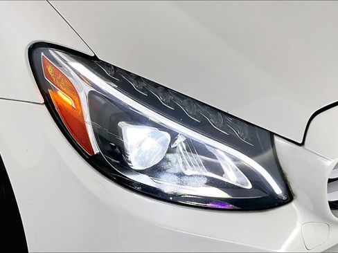 Certified 2017 Mercedes-Benz C 300 4MATIC Sedan image 27