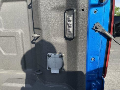 Used 2023 Chevrolet Silverado 1500 ZR2 w/ Technology Package image 13