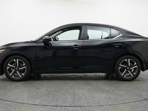 Used 2025 Nissan Sentra SV FWD image 5