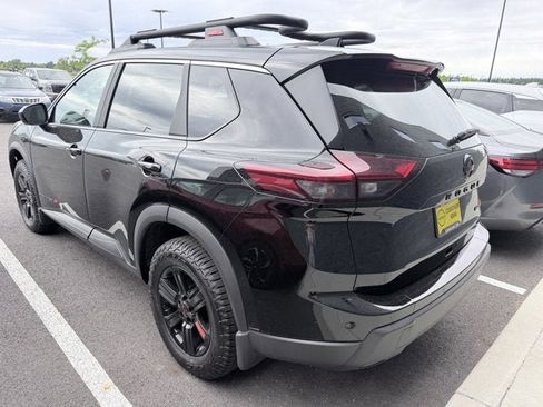 Used 2026 Nissan Rogue SV AWD/4WD image 6