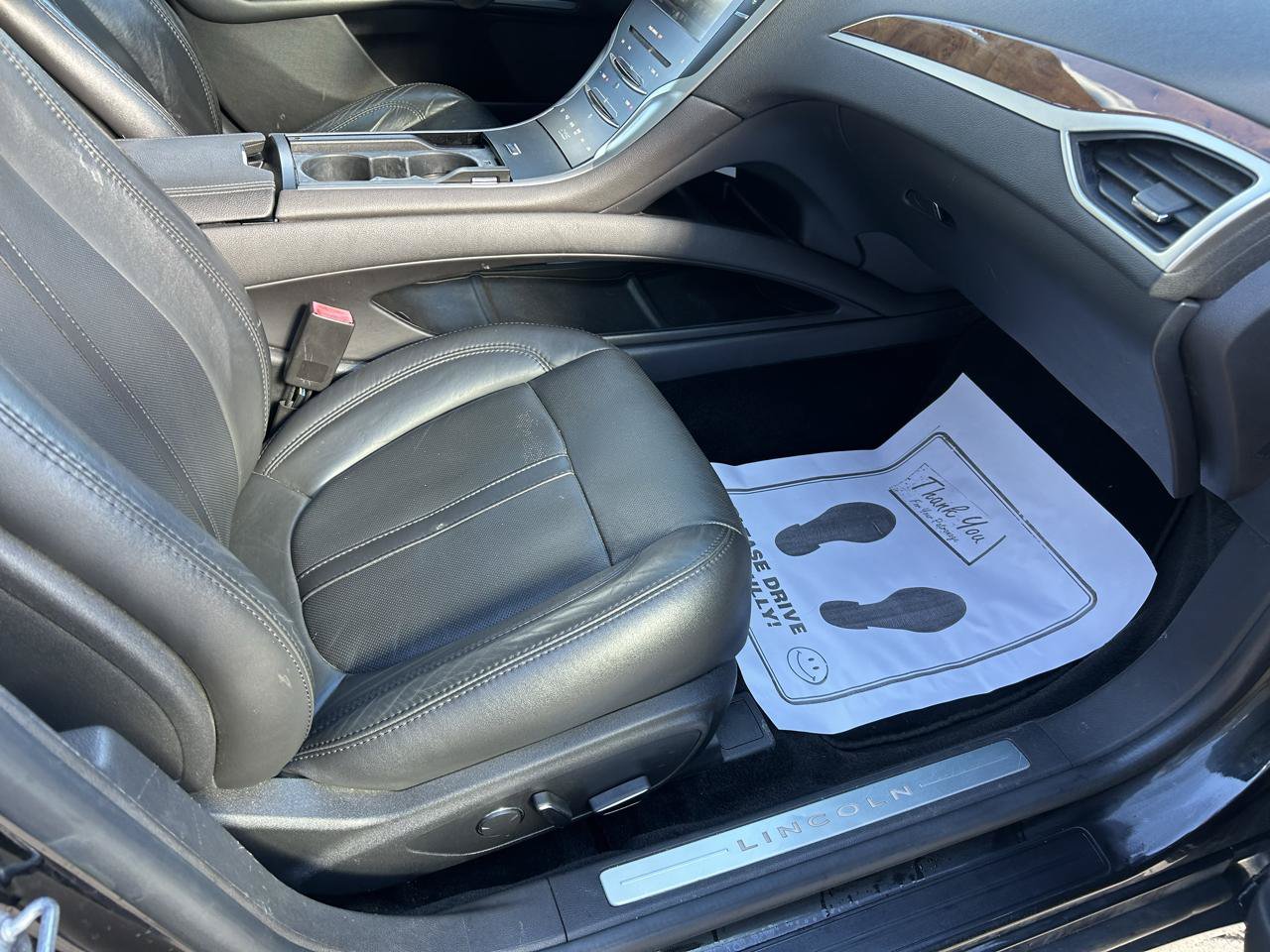 Used 2014 Lincoln MKZ Hybrid FWD image 12