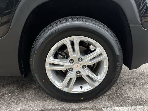 Used 2021 GMC Terrain SLE w/ Driver Convenience Package image 32