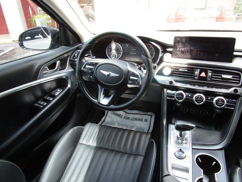 Used 2022 Genesis G70 2.0T w/ Prestige Package RWD image 9